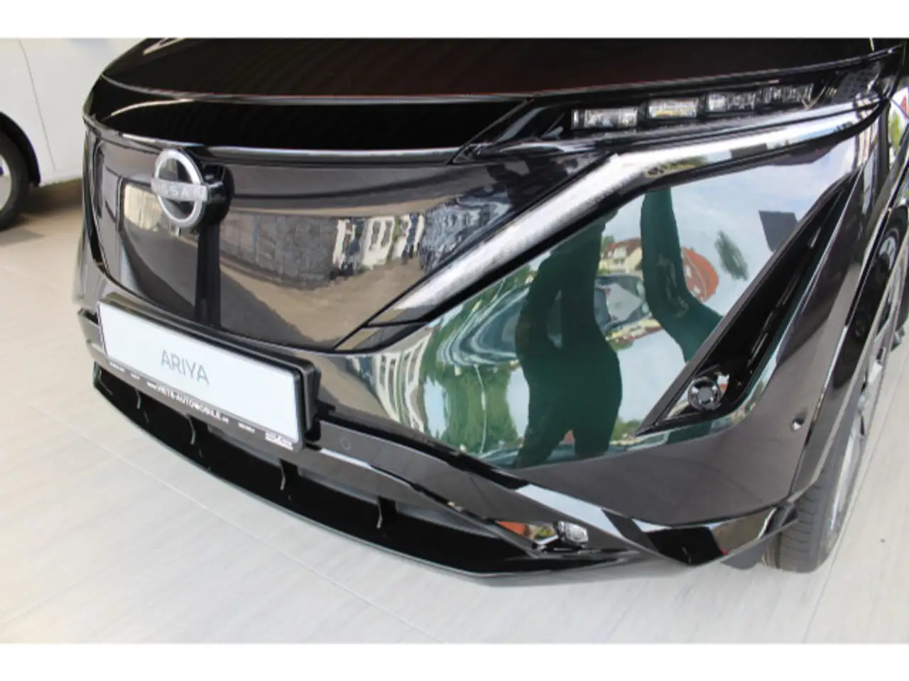 Nissan Ariya e-4ORCE 87 kWh Evolve+ Pack 20 Zoll — Vehicle gallery 3