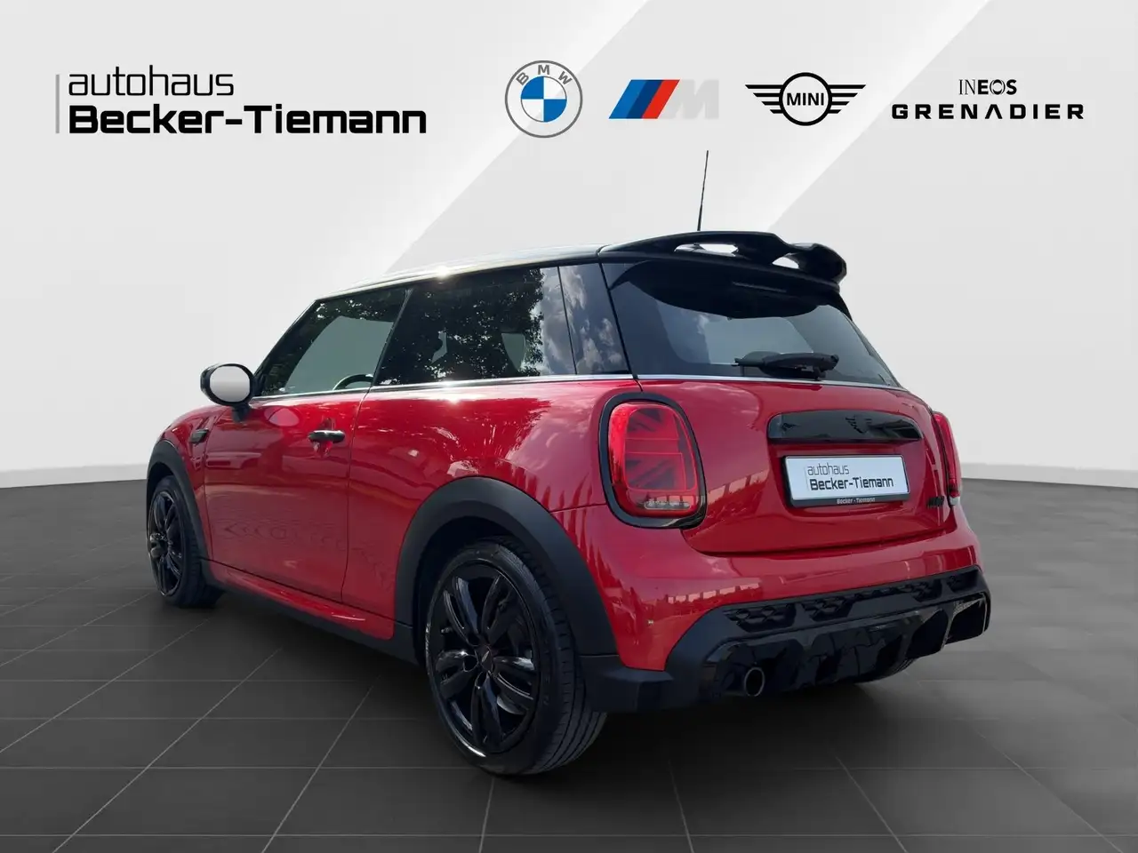 MINI Cooper JCW Trim Autom. Carplay DrivAss SHZ PDC — معرض صور السيارة 4