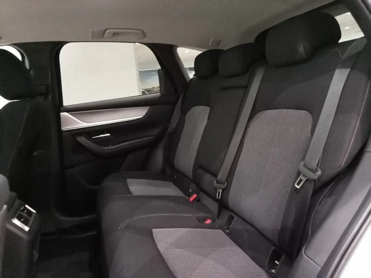 Mazda CX-60 2.5L e-SKYACTIV PHEV 241KW 327CV 8AT AWD EXCLUSIVE — معرض صور السيارة 19