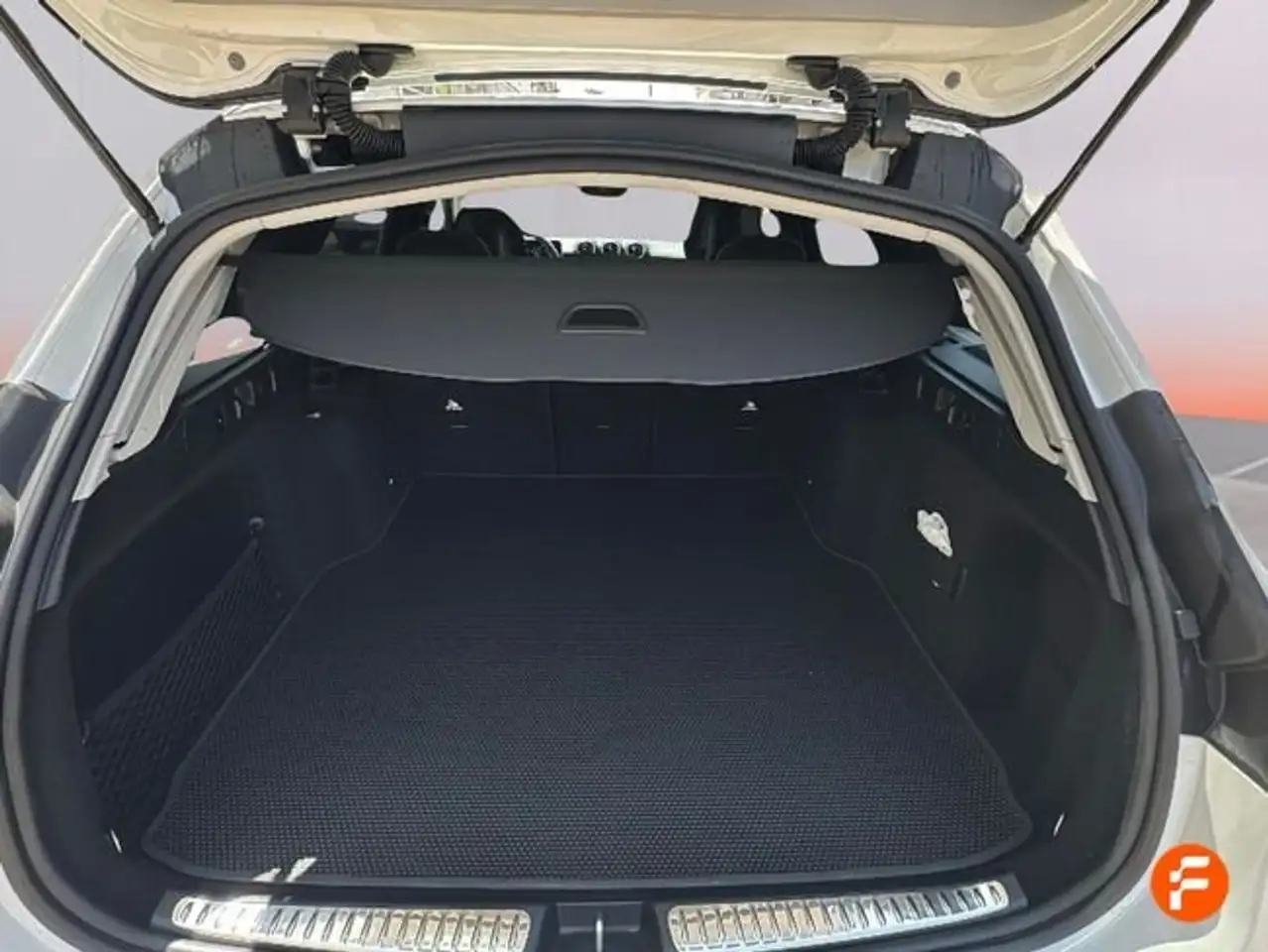 Mercedes-Benz C 220 d 4MATIC — Vehicle gallery 10