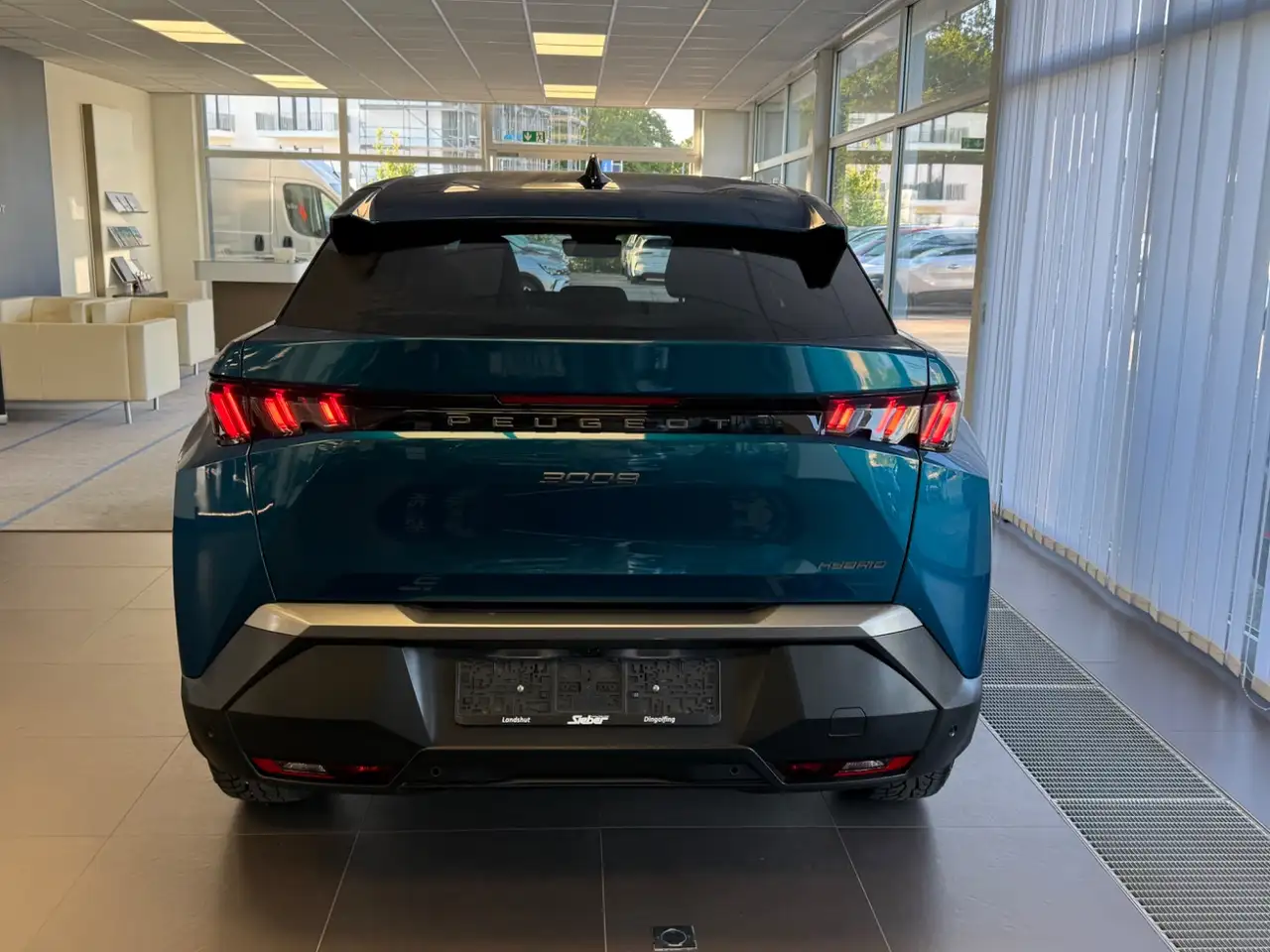 Peugeot 3008 1.2 136 Rückfahrkamera*Navi*Sitzheizung — Galería del vehículo 4