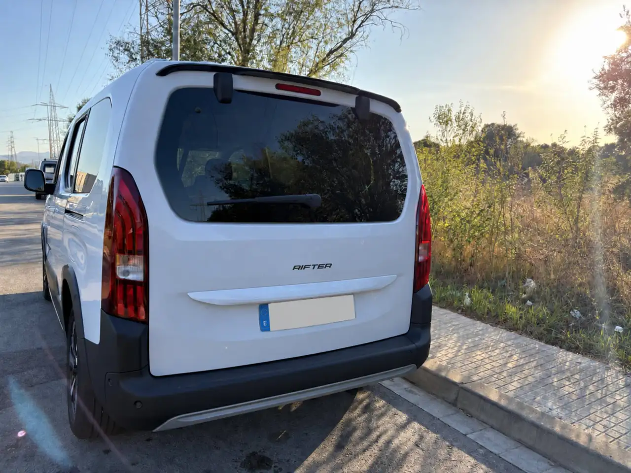 Peugeot Rifter Rifter 1.5BlueHDi Long (Camperizada) — Galerie du véhicule 2