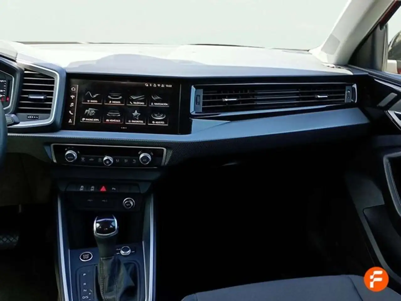 Audi A1 Sportback Adrenalin 30 TFSI 85kW S tron — معرض صور السيارة 13
