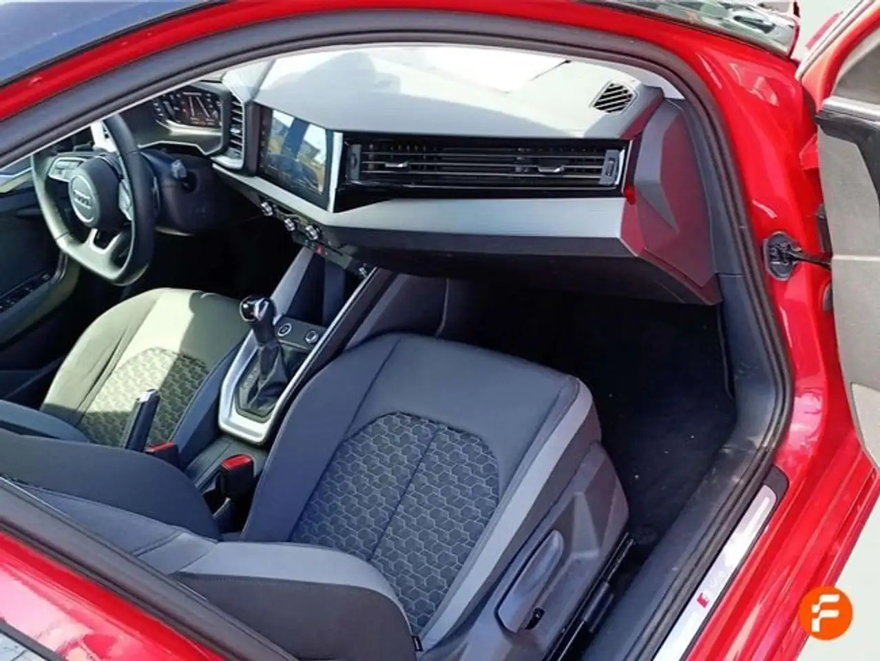 Audi A1 Sportback Adrenalin 30 TFSI 85kW S tron — معرض صور السيارة 11