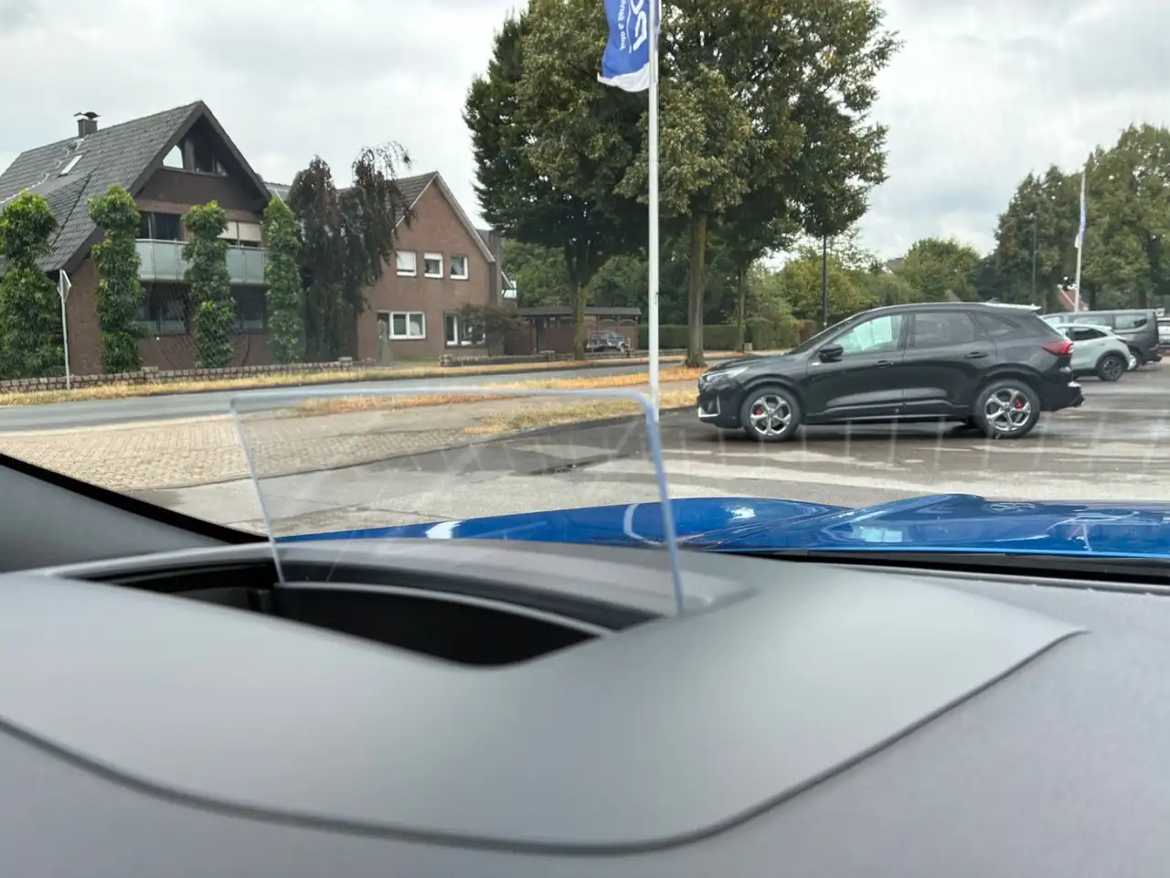 Ford Kuga ST-Line X/B&O/Kamera vh/Panorama/schw. AHK — معرض صور السيارة 21