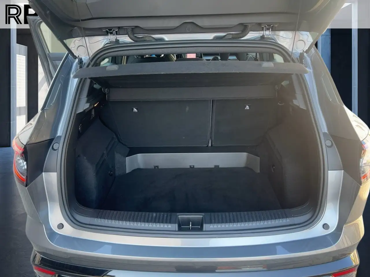 Renault Austral 1.3 TCe 160 Evolution — معرض صور السيارة 19
