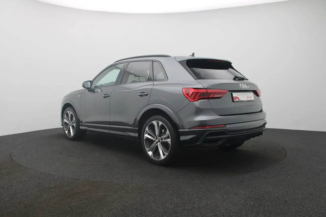 Audi Q3 35 TFSI S line Virt.Cockpit LED Navi AHK — Galerie du véhicule 3