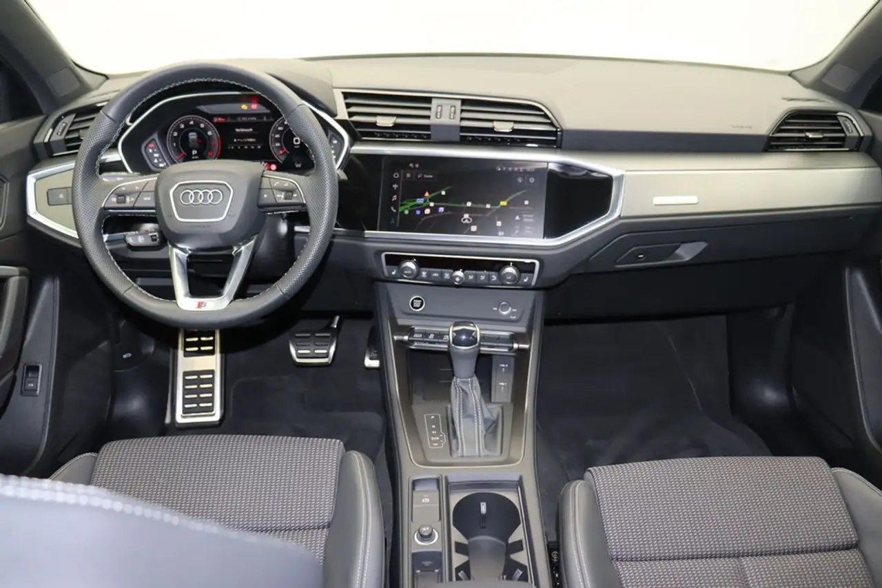 Audi Q3 35 TFSI S line Virt.Cockpit LED Navi AHK — Galerie du véhicule 14