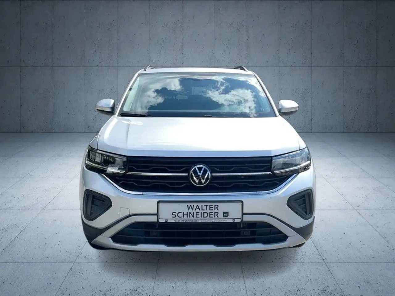 Volkswagen T-Cross 1.0 TSI Life LED App-Connect ACC — معرض صور السيارة 9