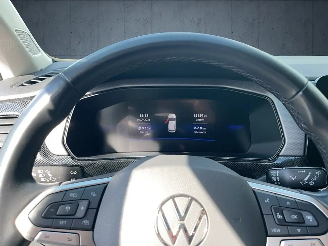 Volkswagen T-Cross 1.0 TSI Life LED App-Connect ACC — معرض صور السيارة 11