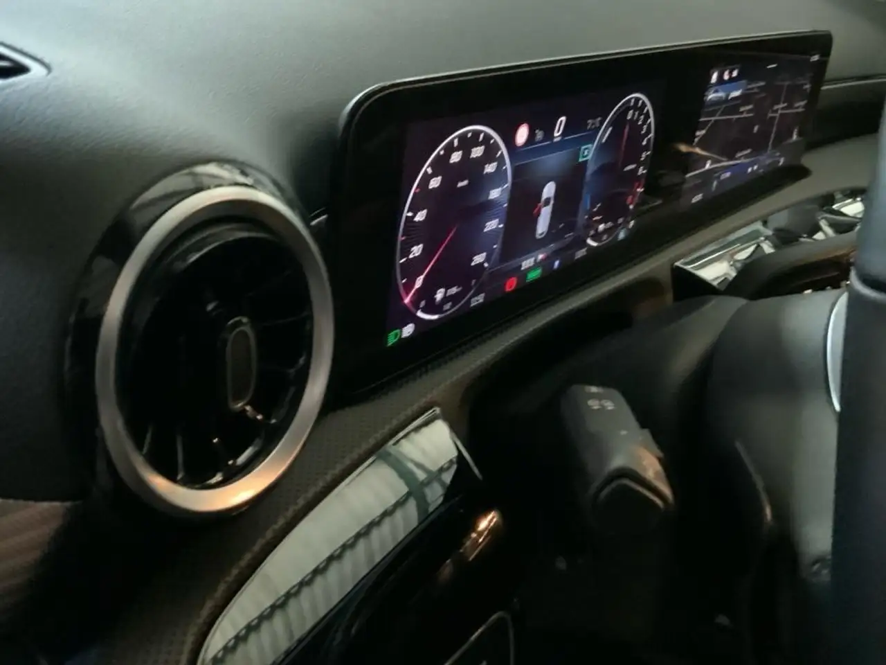 Mercedes-Benz A 250 e con tecnologí híbrida EQ — معرض صور السيارة 19