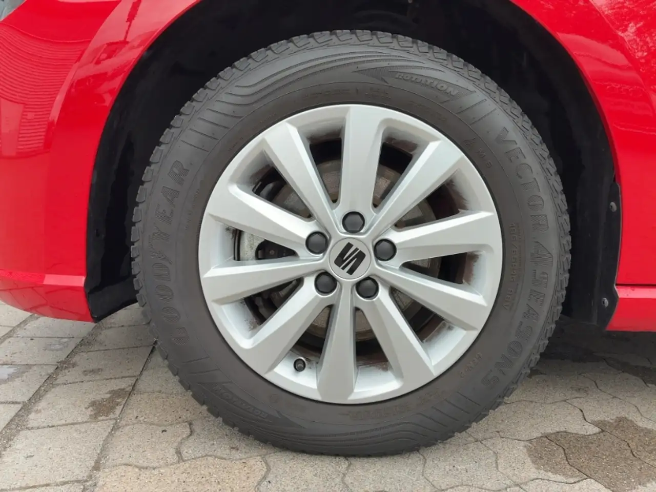 SEAT Ibiza Style Edition 1.0 TSI PDC Rückfahrk.Tempom. LED — Galería del vehículo 11