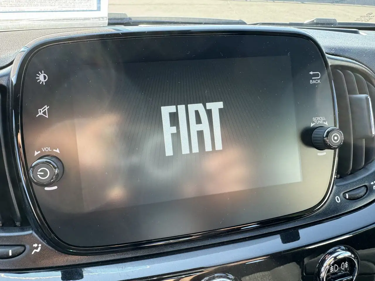 Fiat 500 1,0 70PS Klima... — معرض صور السيارة 9