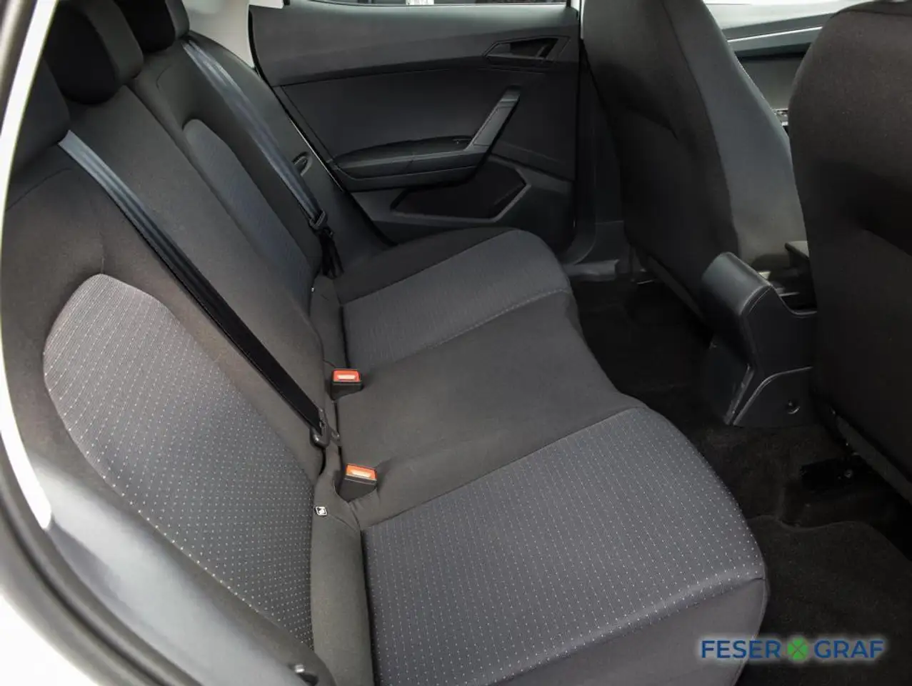 SEAT Ibiza 1.0 TSI Style GRA Full Link LED Sitzh 16" — Vehicle gallery 6