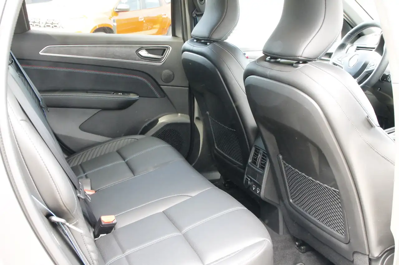 Renault Arkana ESPRIT ALPINE Full Hybrid 145 — Vehicle gallery 19
