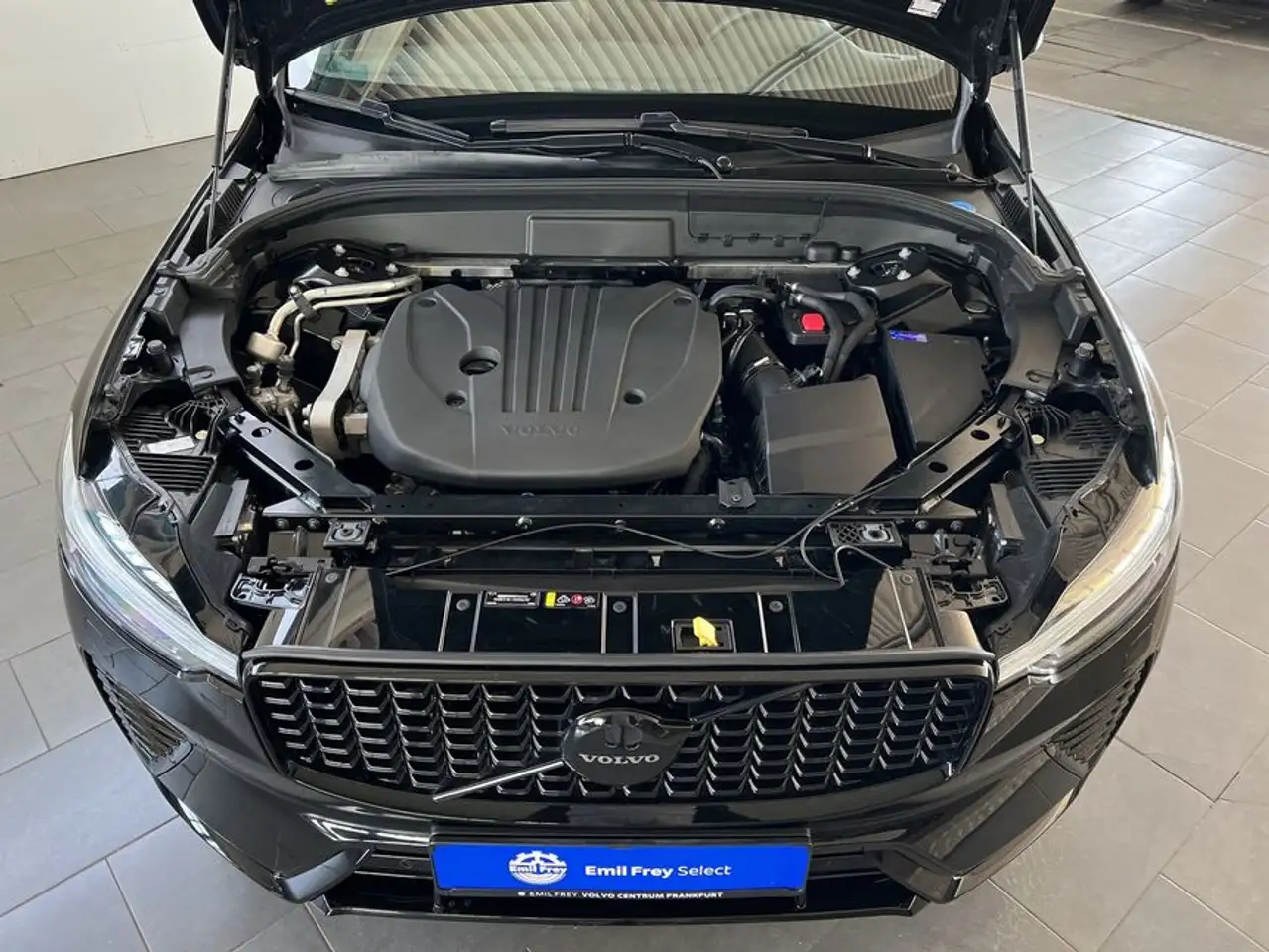 Volvo XC60 XC60 B5 AWD Plus Black-Edition 21'' PilotAssist Li — Vehicle gallery 26