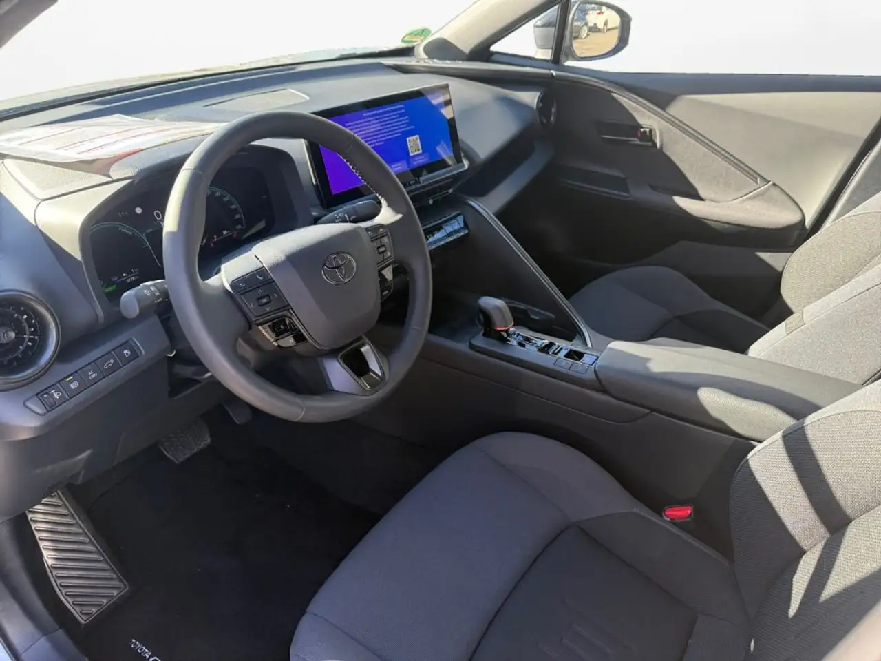Toyota C-HR 2.0 Plug-in-Hybrid Team Deutschland — Galería del vehículo 9