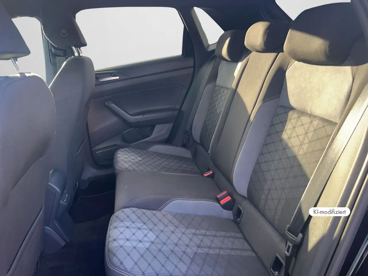 Volkswagen Polo 1.0 TSI R-line NAVI KLIMA SHZ IQ-LIGHT — معرض صور السيارة 14