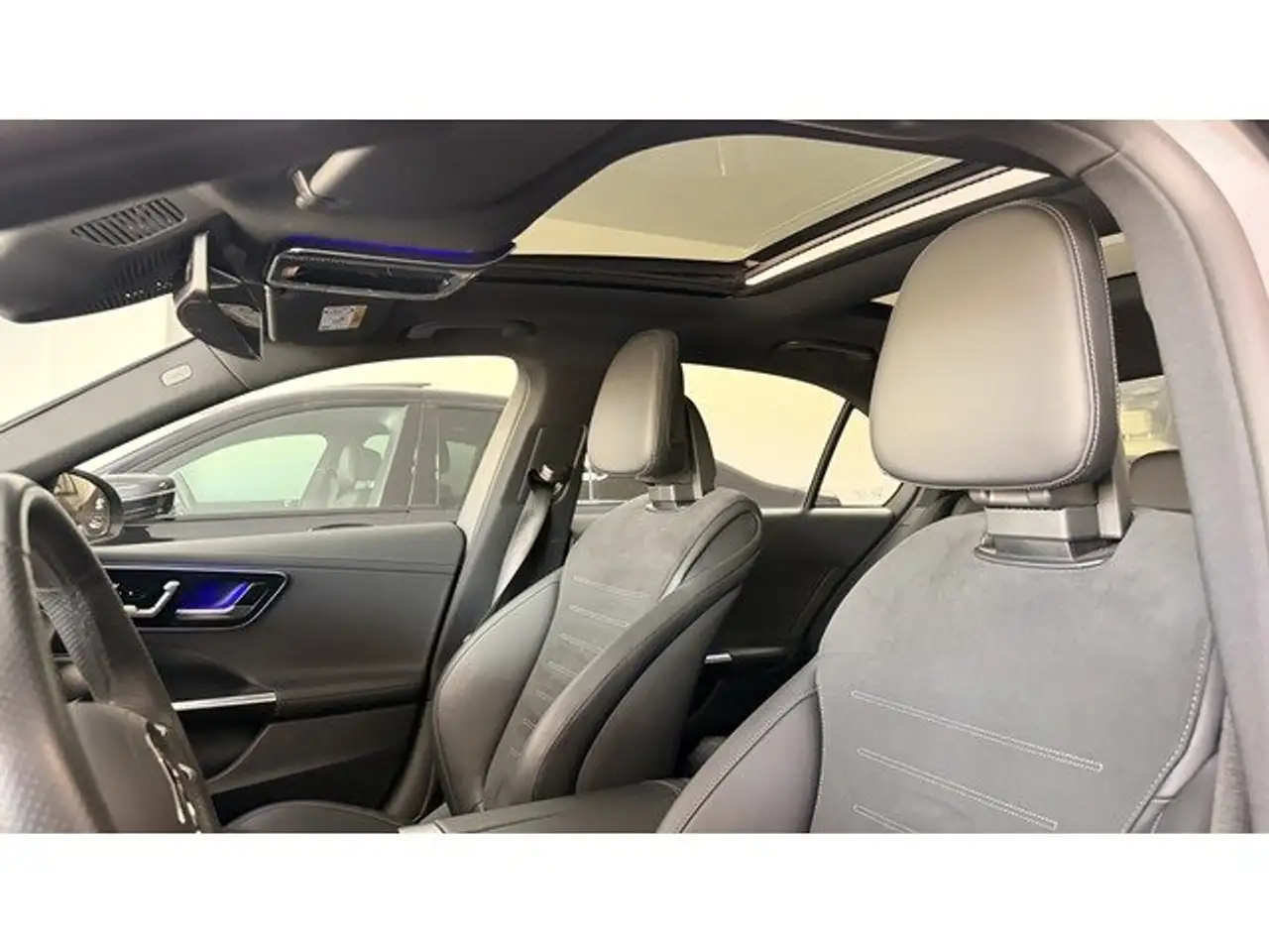 Mercedes-Benz C 300 300d 9G-Tronic — Vehicle gallery 7