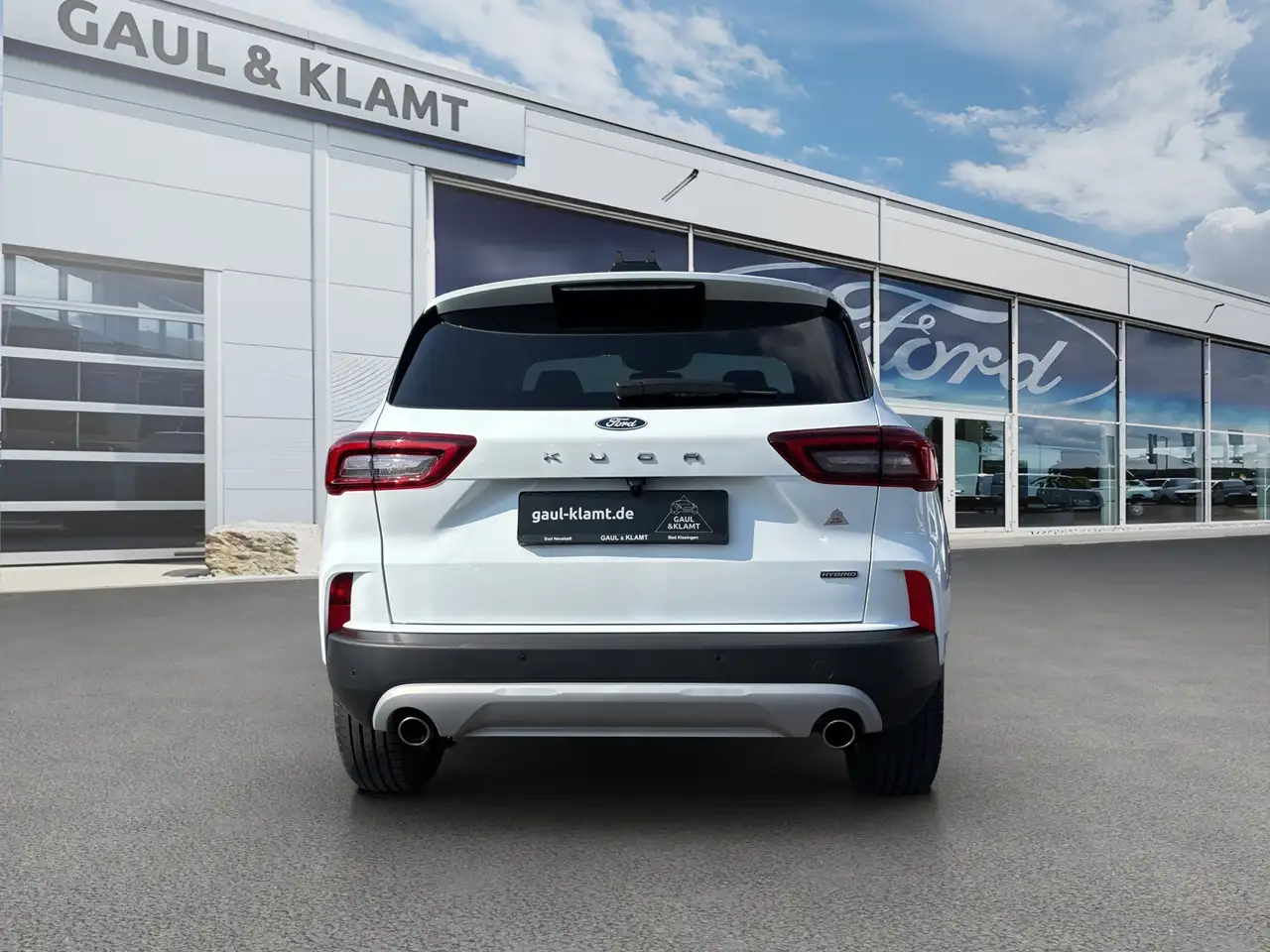 Ford Kuga Hybrid Titanium PHEV — Vehicle gallery 4