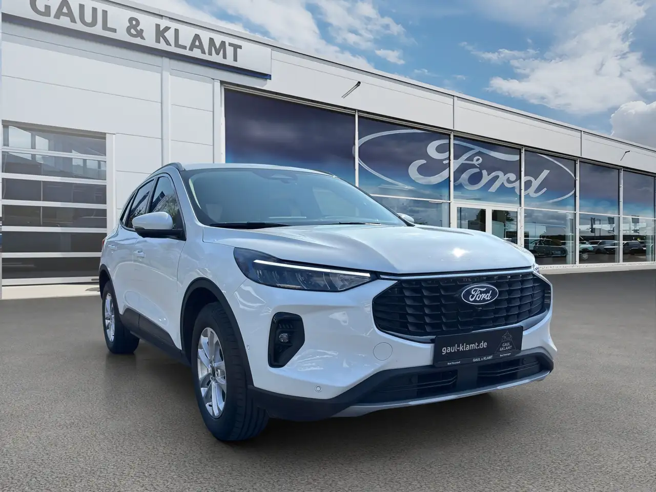 Ford Kuga Hybrid Titanium PHEV — Vehicle gallery 7