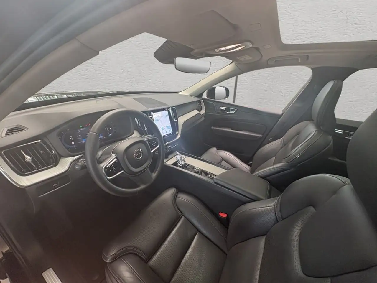 Volvo XC60 XC60 B5 B AWD Plus Dark / Business-Paket / Panor — Vehicle gallery 10