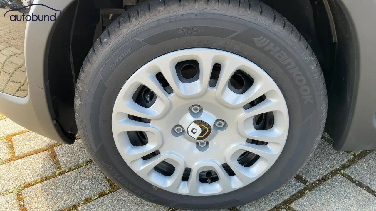 Fiat Panda 1,0 Hybrid (MHEV) Pandina Base NBA PDC SHA — Galerie du véhicule 22