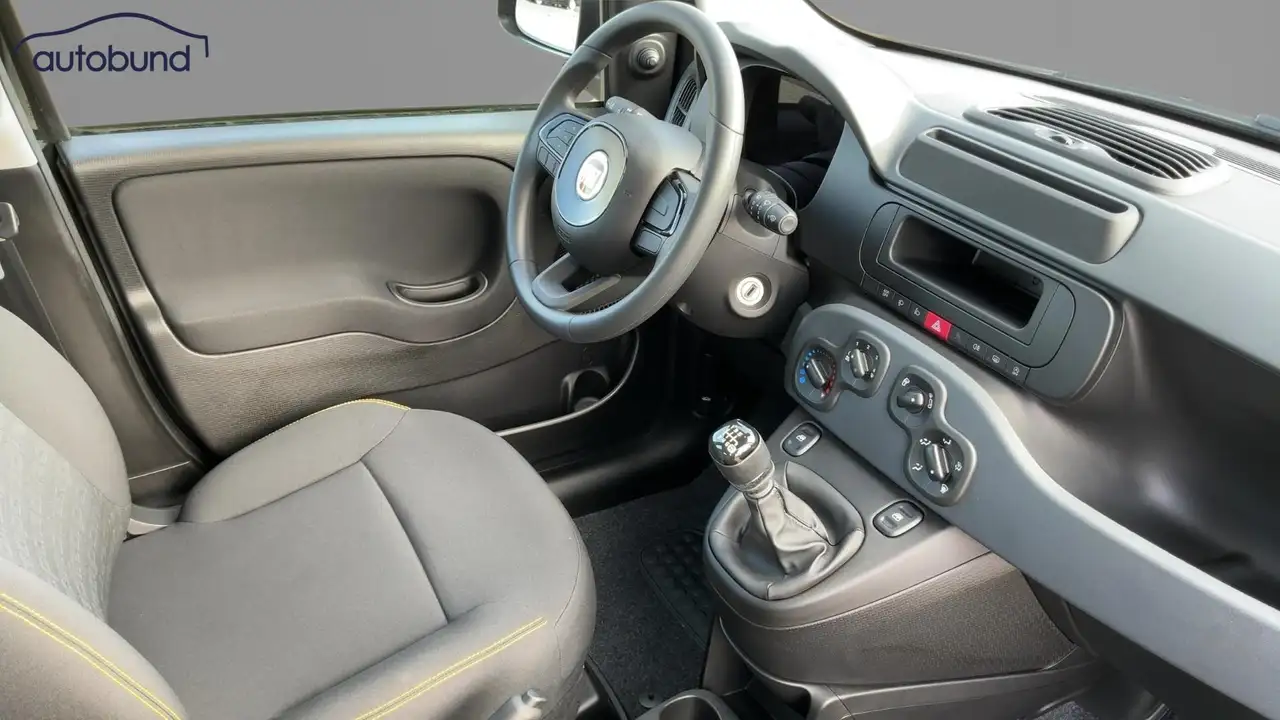 Fiat Panda 1,0 Hybrid (MHEV) Pandina Base NBA PDC SHA — Galerie du véhicule 5