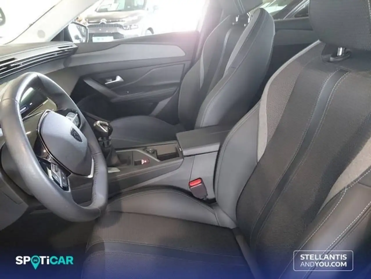 Peugeot 308 1.2 PureTech S&S Allure 130 — معرض صور السيارة 9