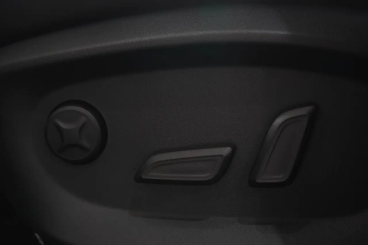 MG HS 1.5T Luxury*360°Kam*Navi*Carplay* — معرض صور السيارة 32