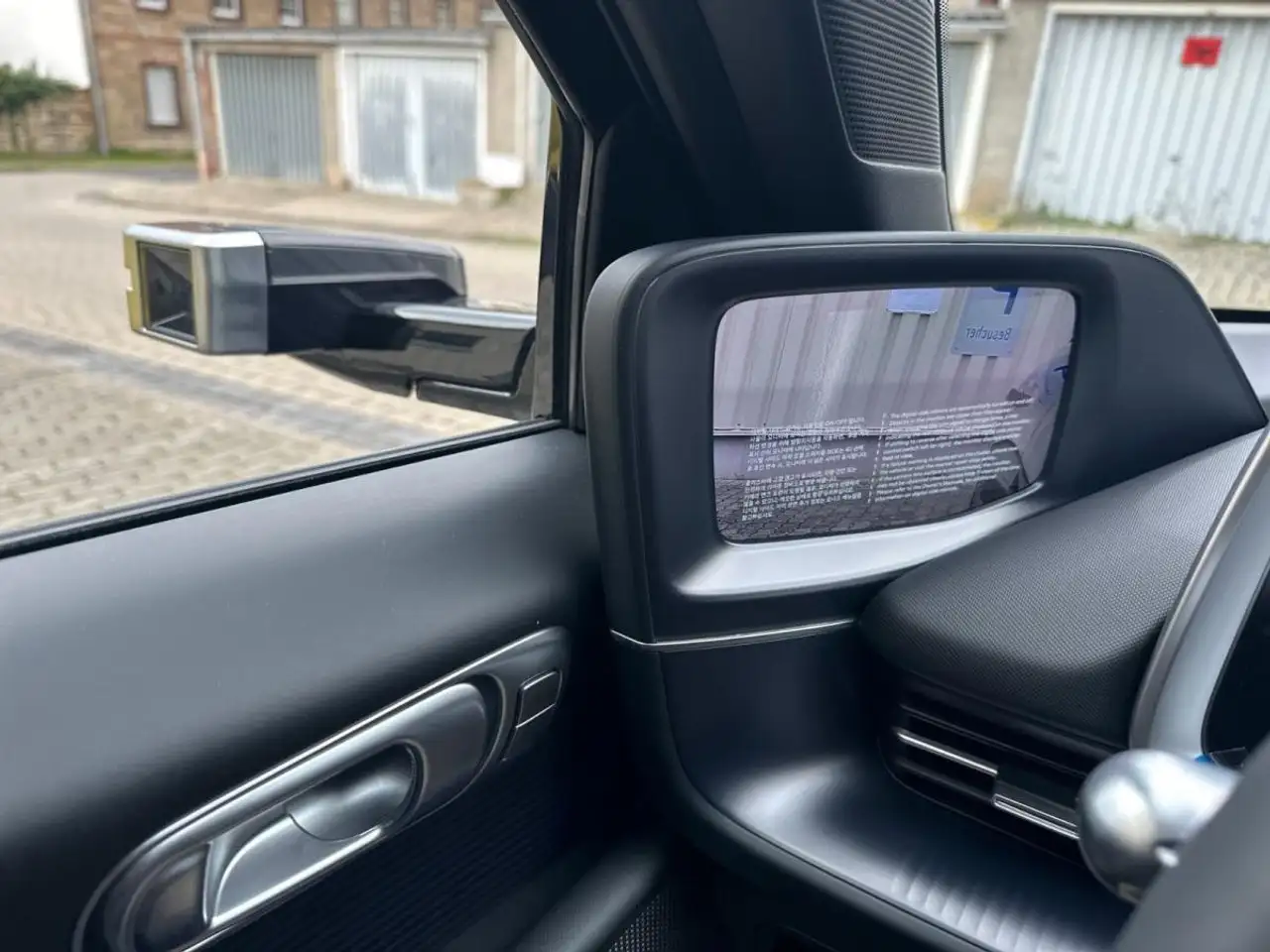 Hyundai IONIQ 6 🔋⚡️77,4kWh 4WD UNIQ+20"+DIG.SPIEGEL AKTIONSLEASING — Galería del vehículo 17