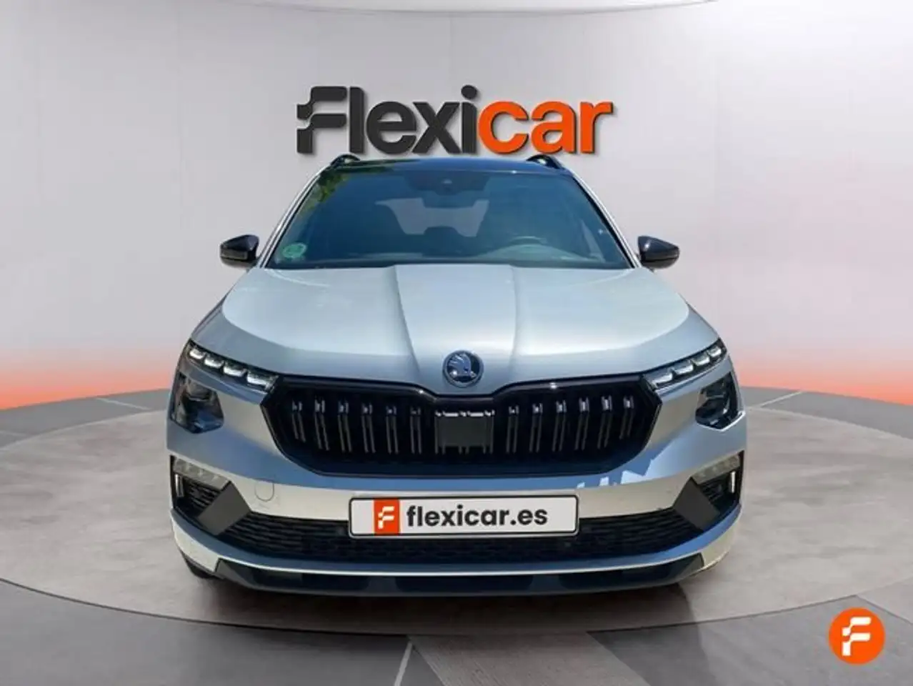 Skoda Kamiq 1.0 TSI Monte Carlo DSG7 85kW — معرض صور السيارة 2