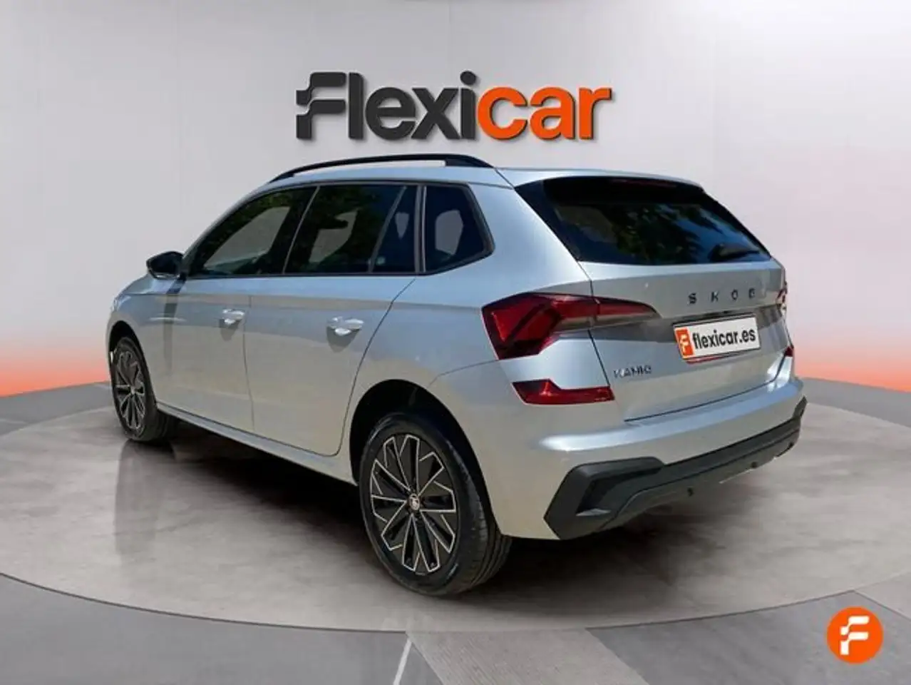 Skoda Kamiq 1.0 TSI Monte Carlo DSG7 85kW — معرض صور السيارة 5