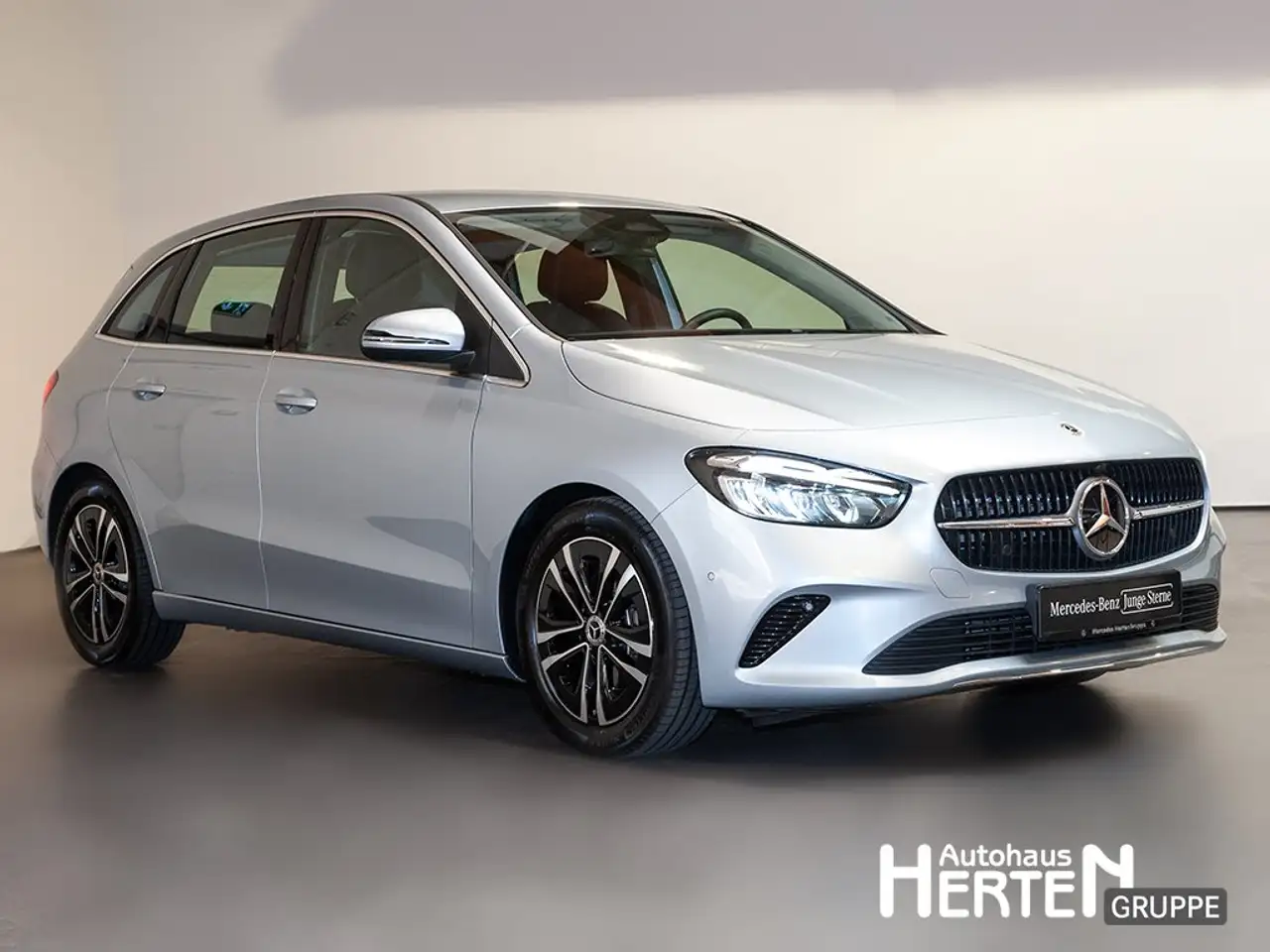 Mercedes-Benz B 180 +PROGRESSIVE+VOLLD.DISPLAY+LADERAUMP+KAMERA — Galerie du véhicule 3