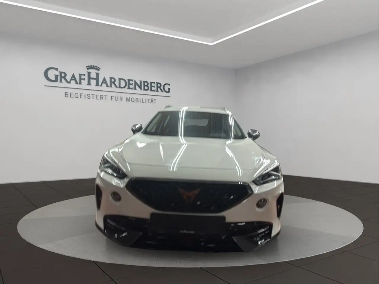CUPRA Formentor eHybrid DSG LED ACC — Vehicle gallery 9