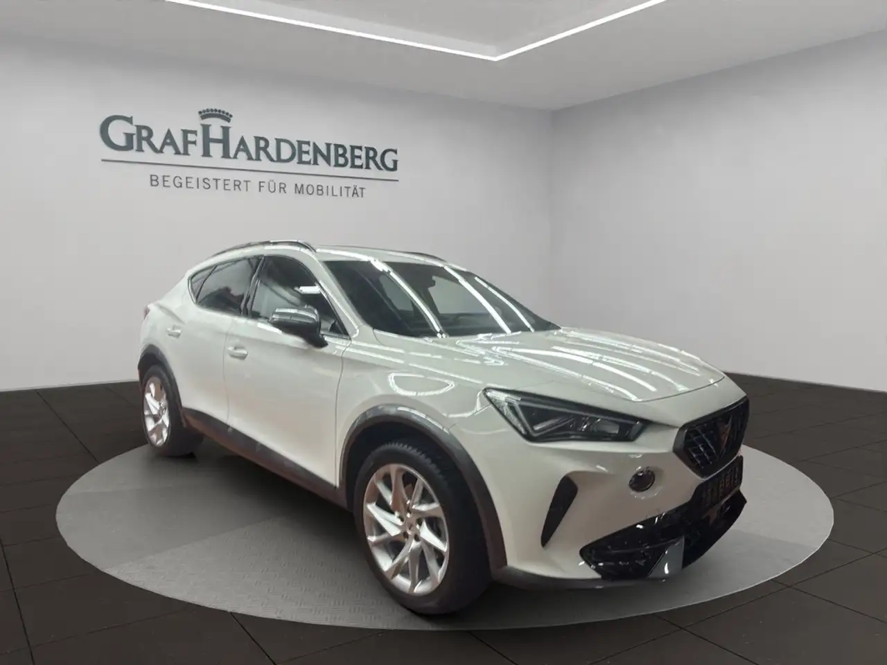 CUPRA Formentor eHybrid DSG LED ACC — Vehicle gallery 8