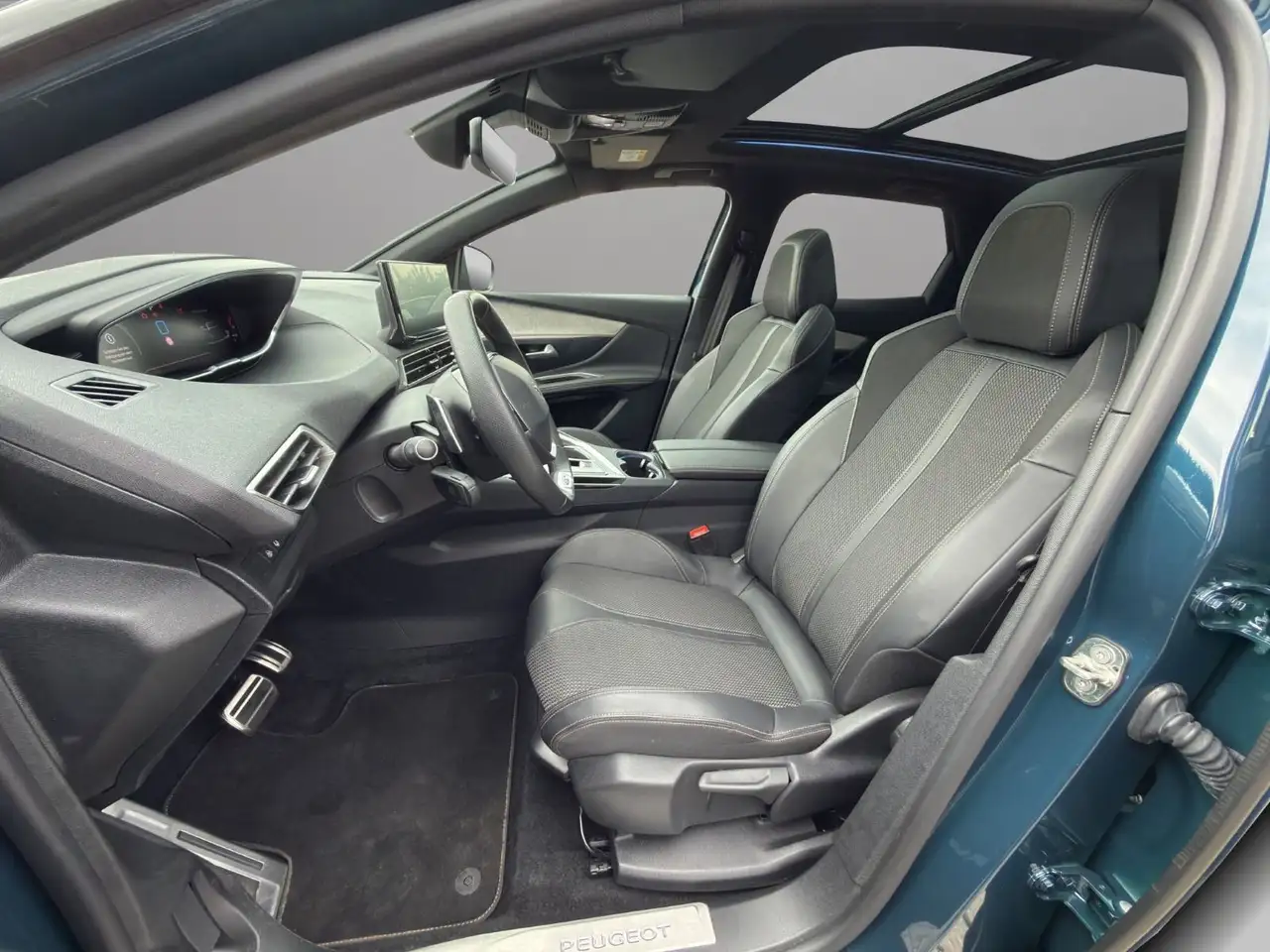 Peugeot 3008 GT HYBRID 136 e-DSC6 — Vehicle gallery 9