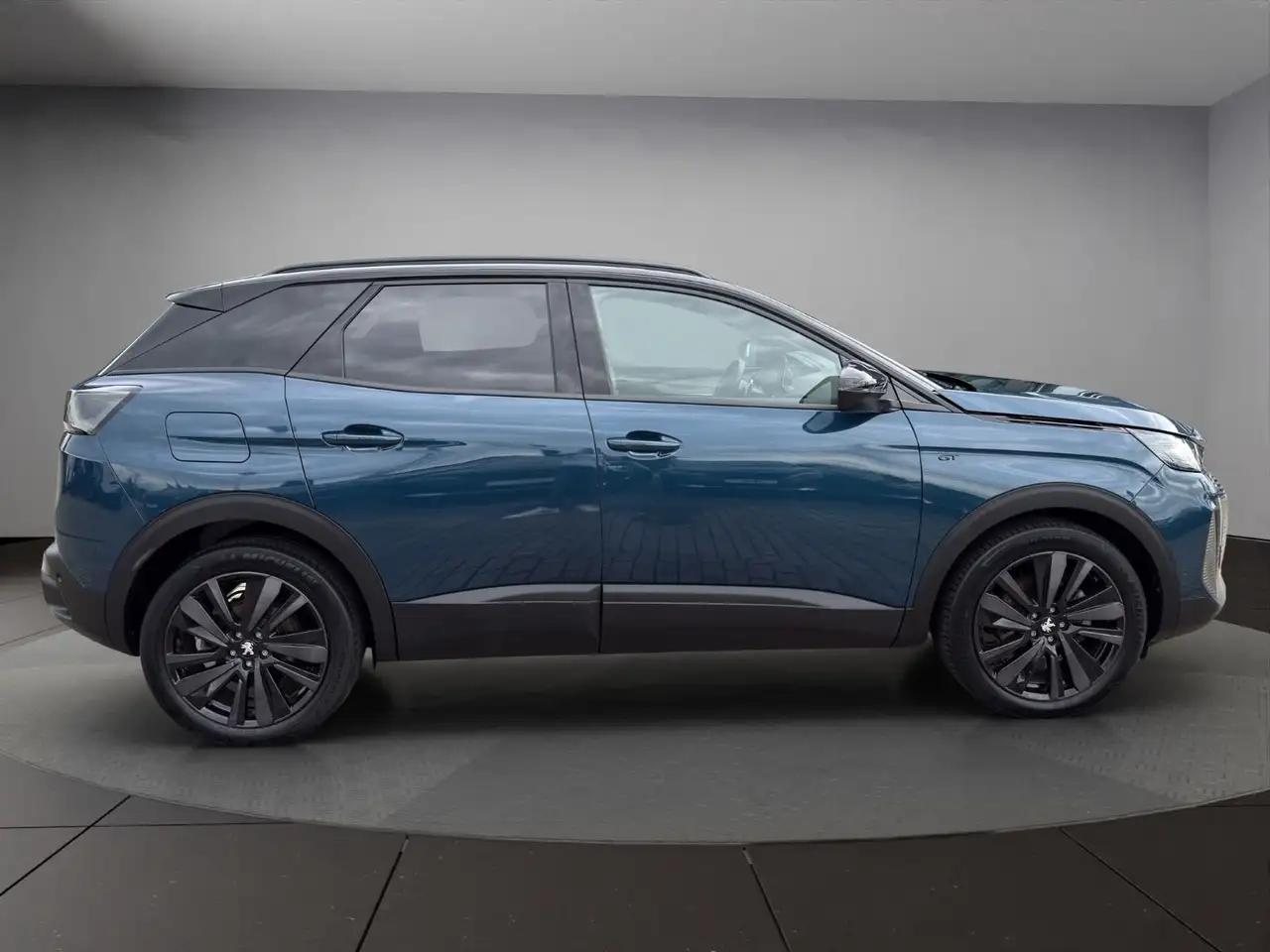 Peugeot 3008 GT HYBRID 136 e-DSC6 — Vehicle gallery 6