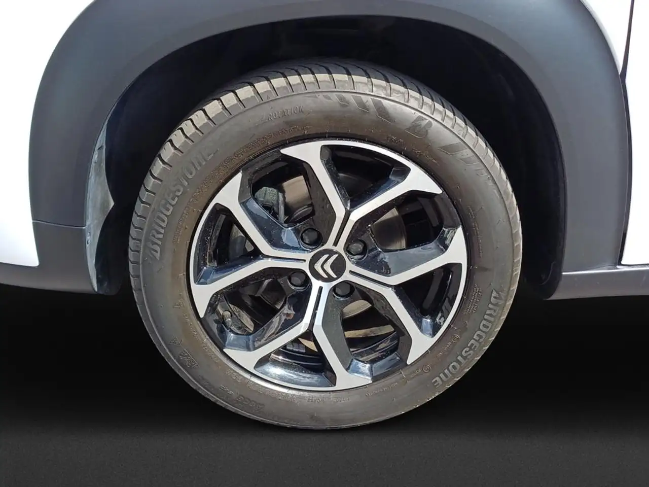 Citroen C3 Aircross PureTech 110 S&S Shine — Galerie du véhicule 8