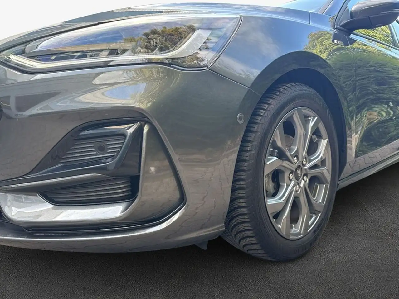 Ford Focus Turnier 1.0 EcoBoost Hybrid Aut. ST-LINE X — Vehicle gallery 7