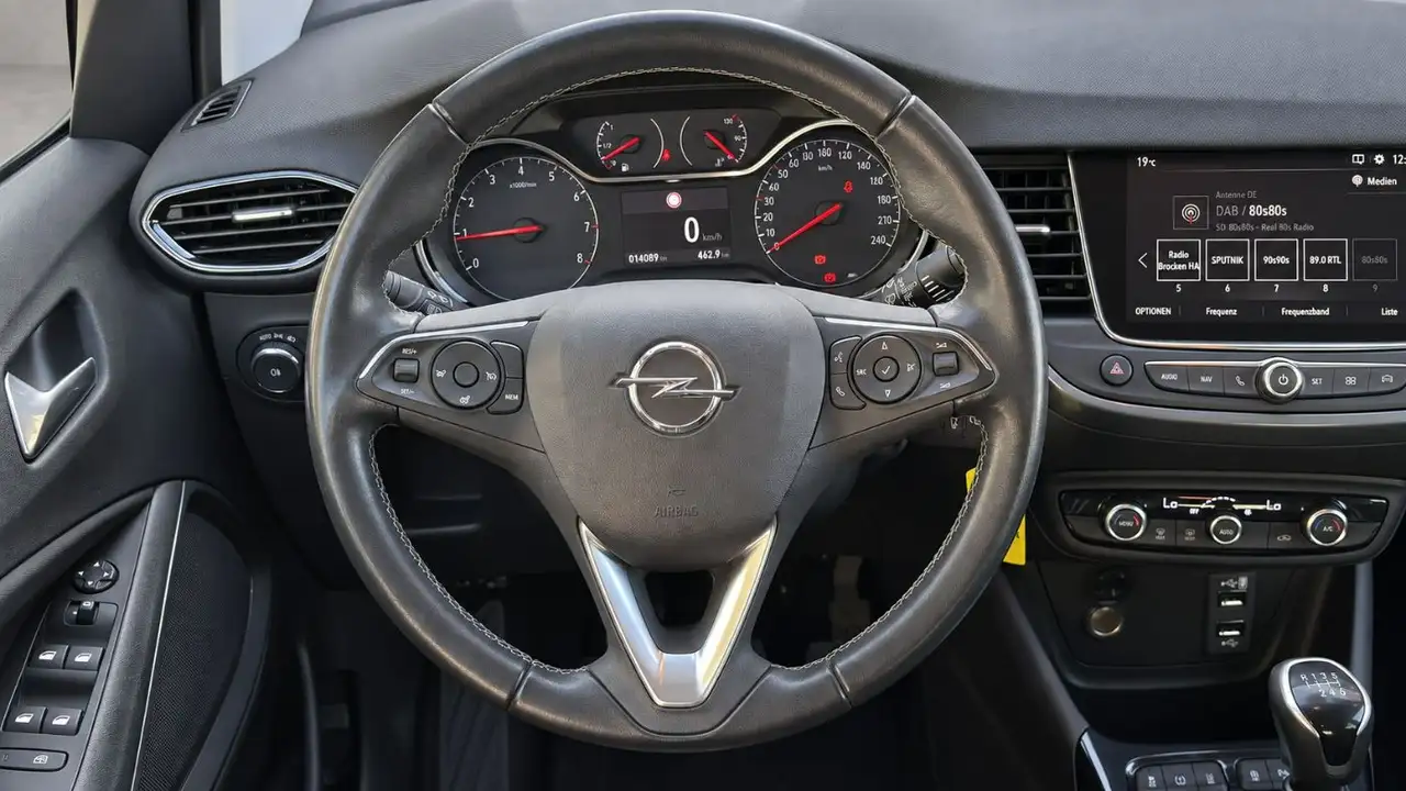 Opel Crossland 1.2 Turbo Elegance LED+Navi+2xKlima+LM — Galerie du véhicule 16