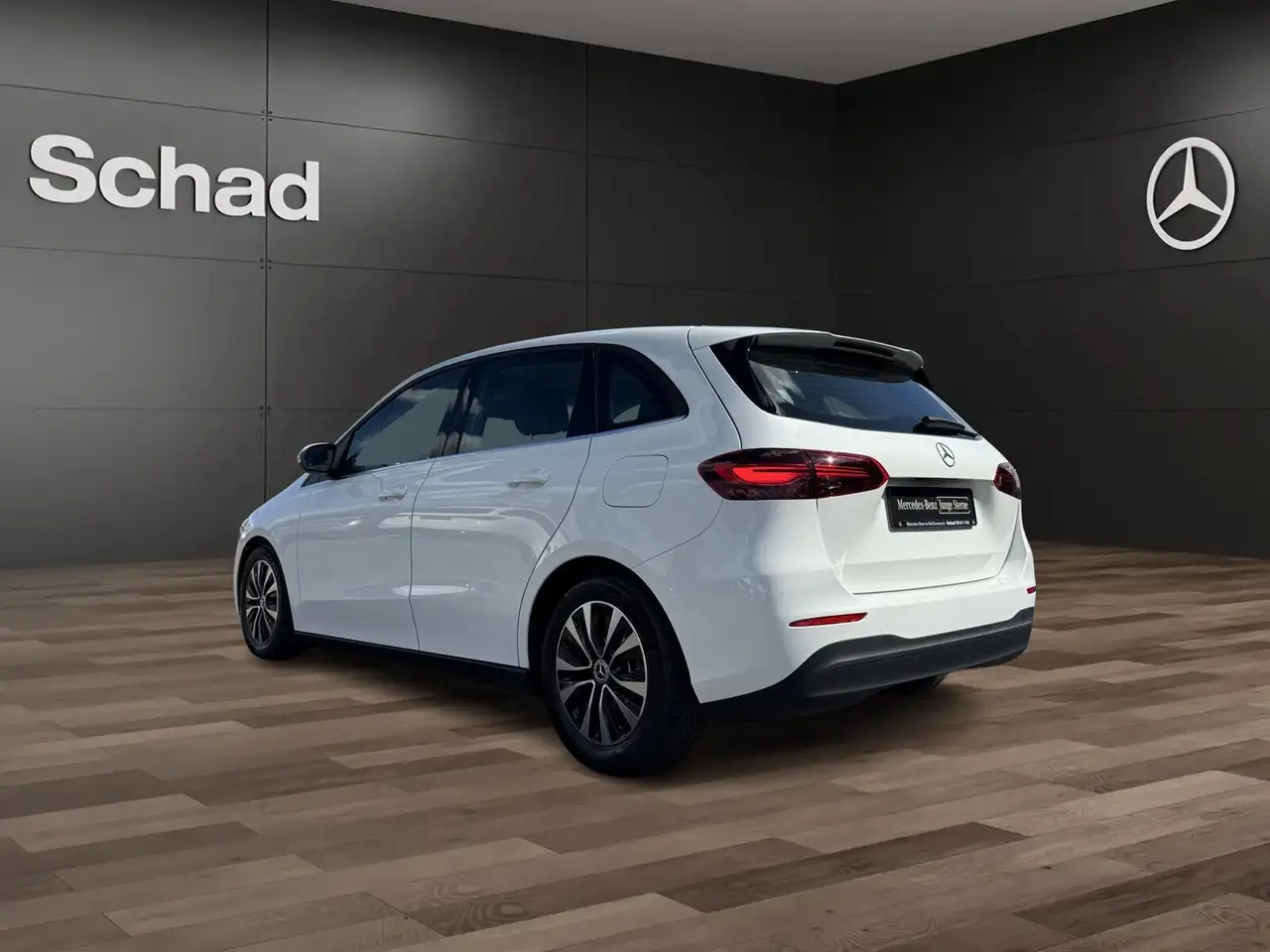 Mercedes-Benz B 180 B 180 NAVI+RÜCKFAHRKAMERA+ASSIST+SHZ+DAB+CARPLAY — معرض صور السيارة 7