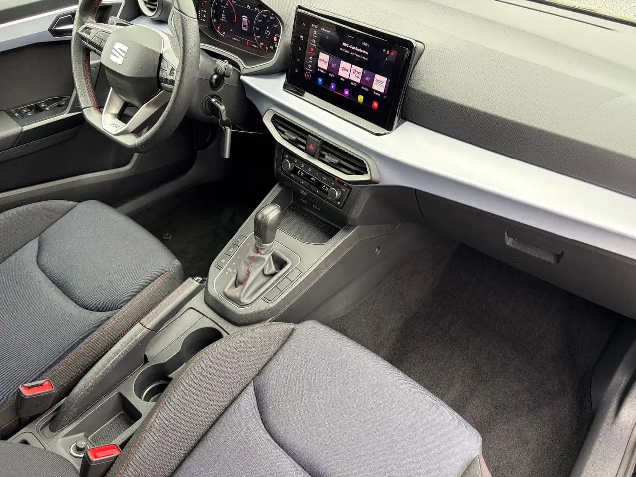 SEAT Ibiza FR — معرض صور السيارة 21
