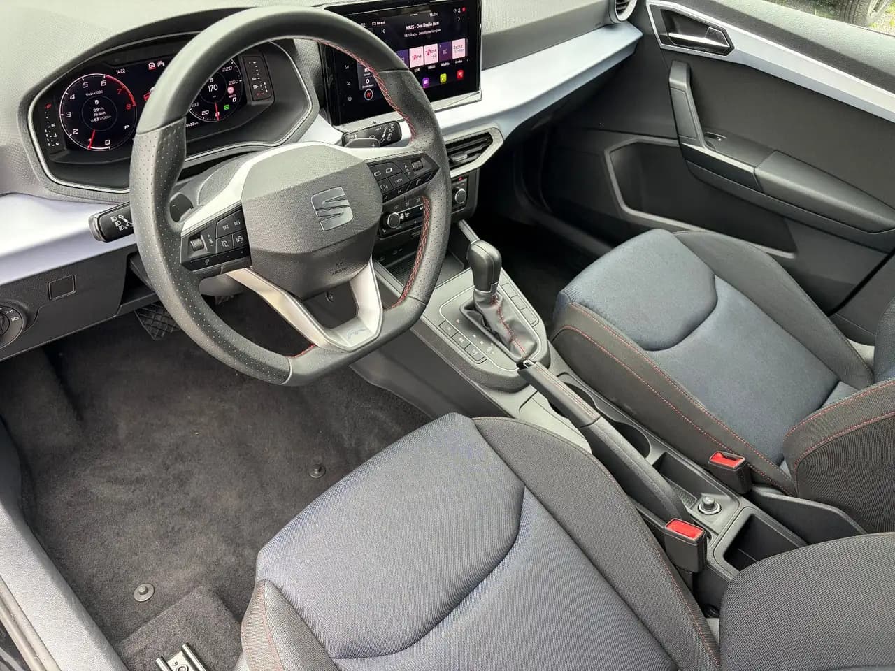 SEAT Ibiza FR — معرض صور السيارة 8