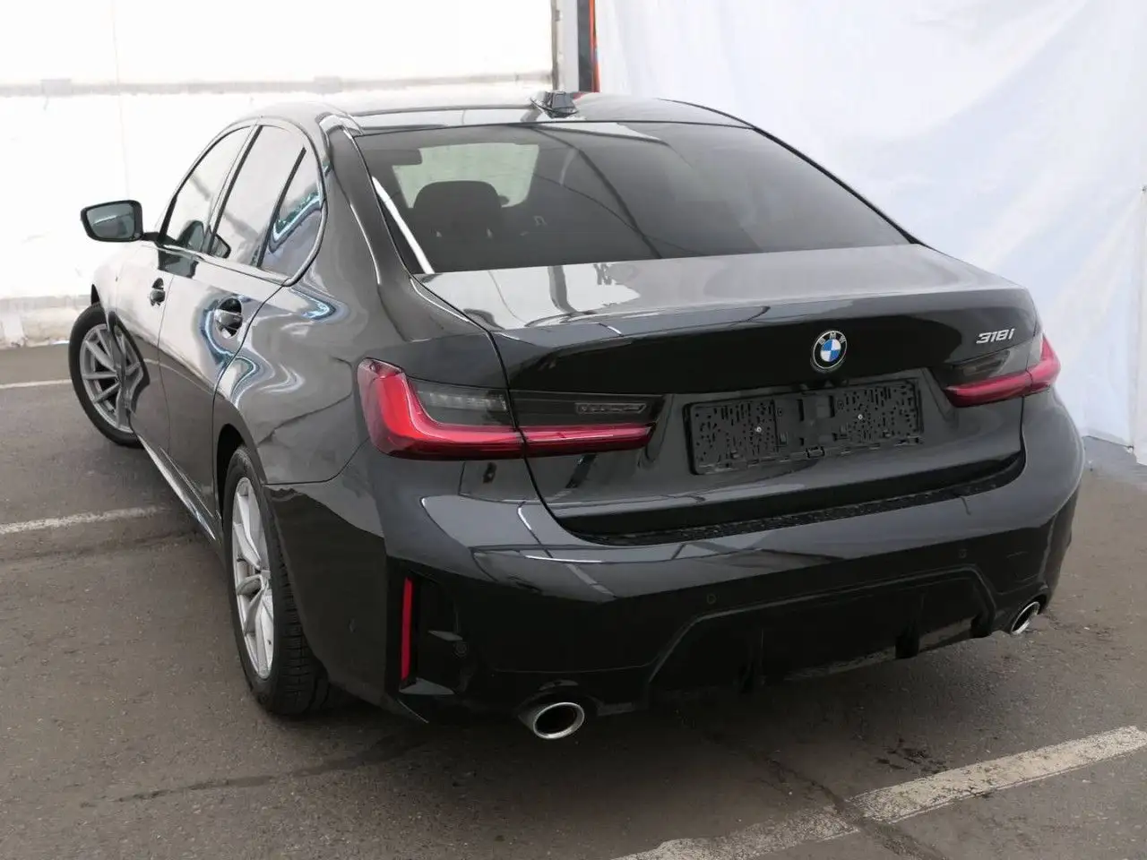 BMW 318 i M Sport HUD ACC SuView LivePro.HiFi Lordose — Vehicle gallery 5