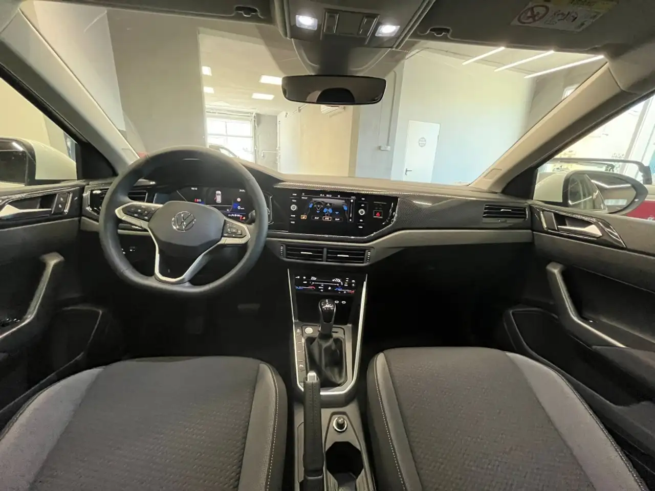 Volkswagen Taigo 1.0 TSI Life DSG 85kW — معرض صور السيارة 5