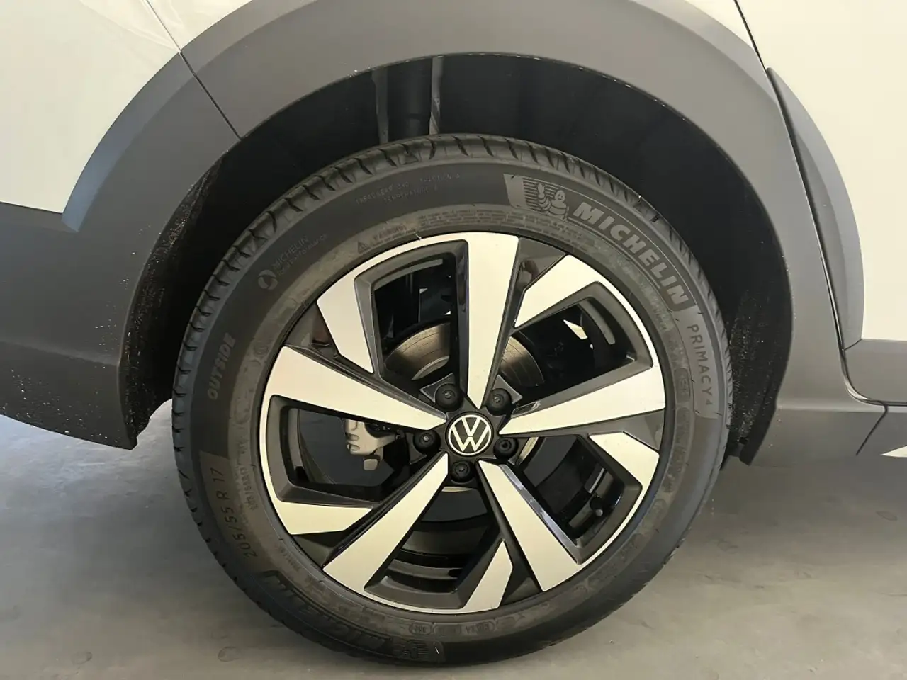Volkswagen Taigo 1.0 TSI Life DSG 85kW — معرض صور السيارة 19