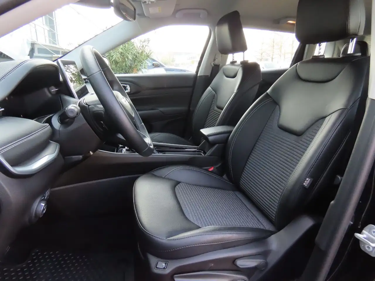 Jeep Compass 1.5 GSE T4 Autom. Keyless Sitzheiz. 360° — Galerie du véhicule 13