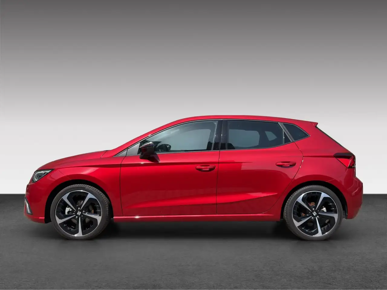 SEAT Ibiza FR 1.0 TSI DSG NAVI+BEATS+ACC+LED+KAMERA — Galería del vehículo 4