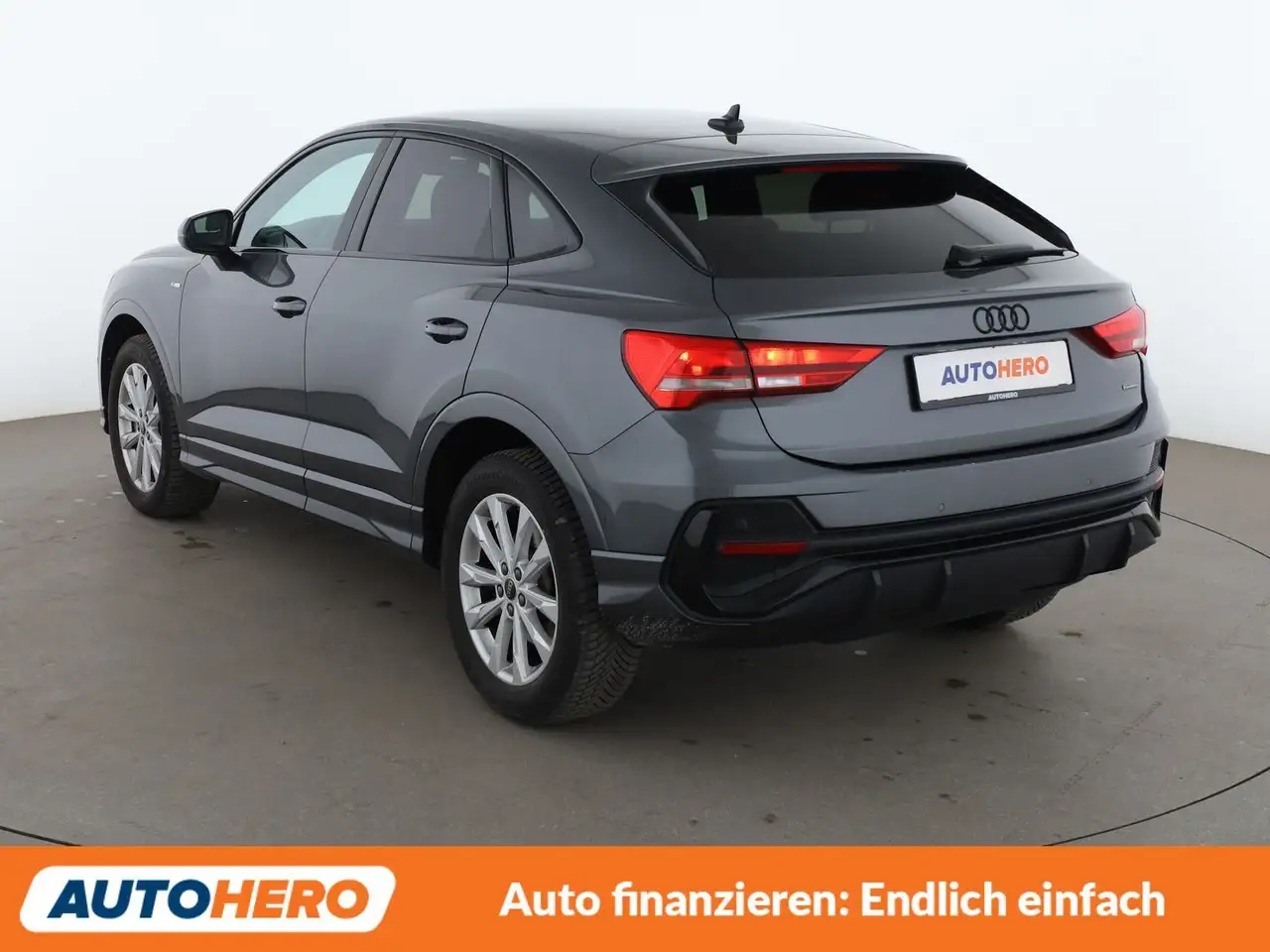 Audi Q3 45 TFSI quattro S line Aut.*NAVI*PDC*SHZ* — معرض صور السيارة 4